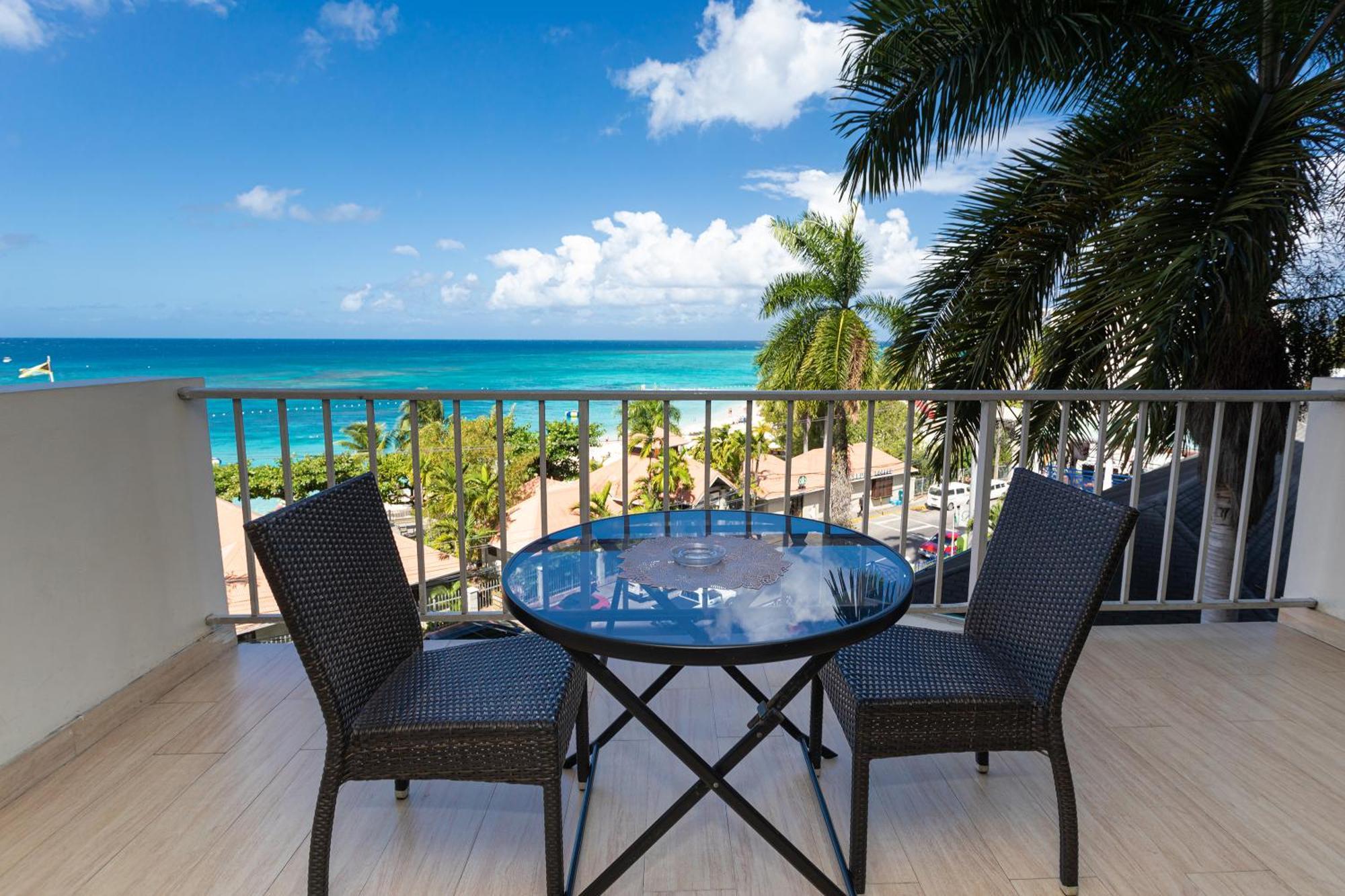 Montego Bay Club Apartments Exterior foto